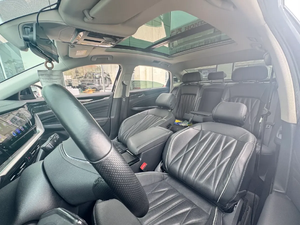 2023 Volkswagen Passat 2.0T 186HP L4 7DCT,autocango,china used car exporter,china ev exporter,chinese used car exporter,chinese used ev exporter