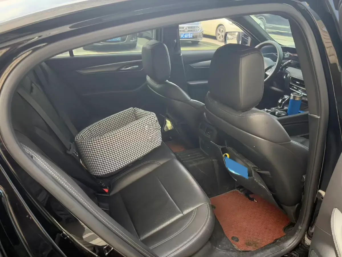 2024 Cadillac CT5 2.0T 237HP L4 10AT,autocango,china used car exporter,china ev exporter,chinese used car exporter,chinese used ev exporter