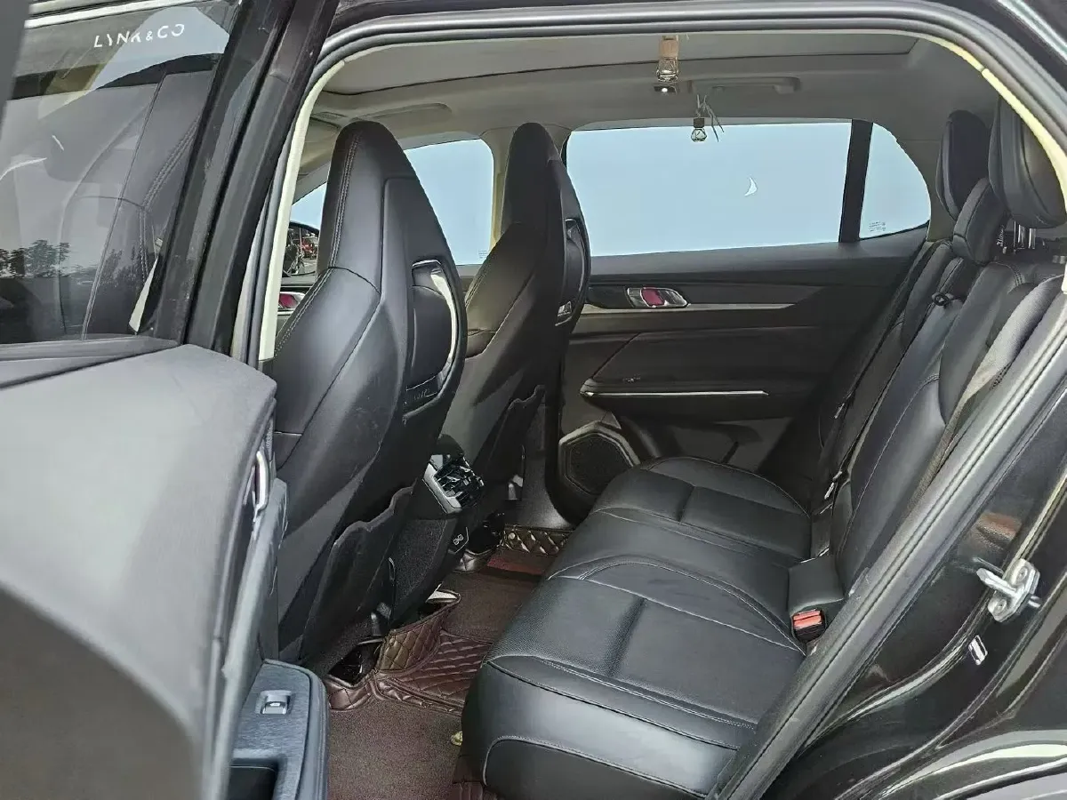 2021 LYNK&CO 01 2.0T 218HP L4 8AT,autocango,china used car exporter,china ev exporter,chinese used car exporter,chinese used ev exporter