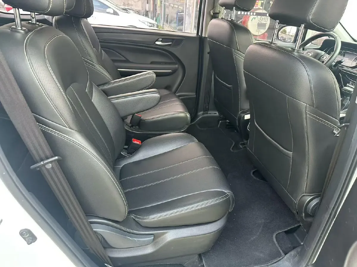 2021 GAC Trumpchi M6 1.5T 169HP L4 7DCT,autocango,china used car exporter,china ev exporter,chinese used car exporter,chinese used ev exporter