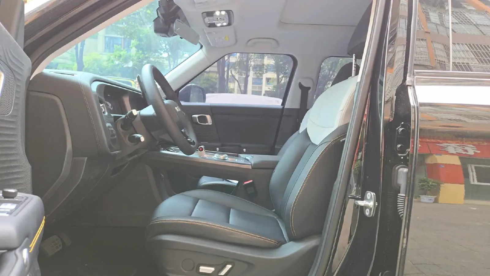 2024 Beijing BJ30 1.5T 188HP L4 7DCT,autocango,china used car exporter,china ev exporter,chinese used car exporter,chinese used ev exporter