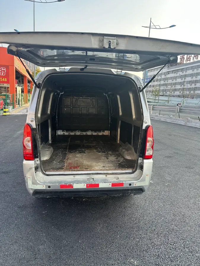 2021 WuLing EV50 BEV 43.2KWH,autocango,china used car exporter,china ev exporter,chinese used car exporter,chinese used ev exporter