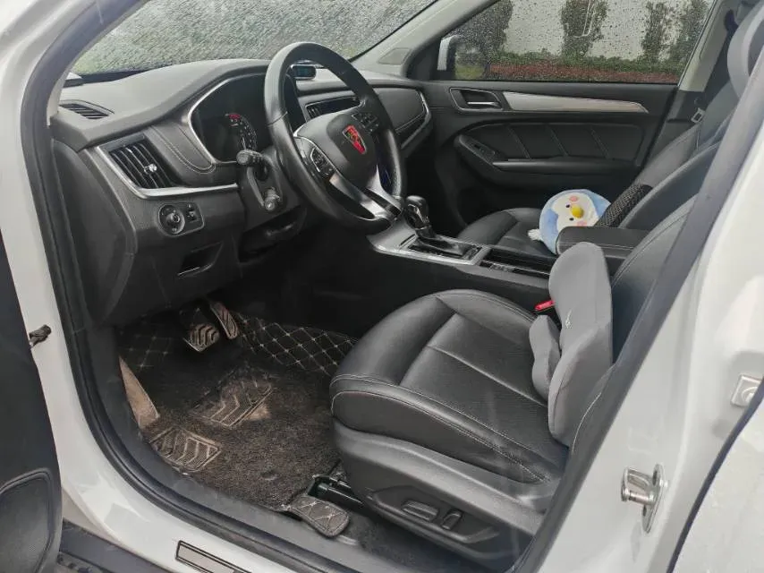 2018 Roewe RX5 1.5T 169HP L4 7DCT,autocango,china used car exporter,china ev exporter,chinese used car exporter,chinese used ev exporter