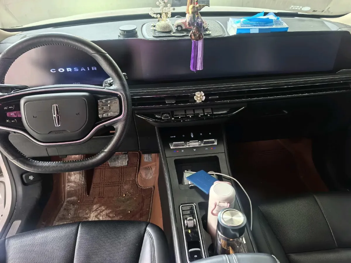 2023 Lincoln Corsair 2.0T 261HP L4 8AT,autocango,china used car exporter,china ev exporter,chinese used car exporter,chinese used ev exporter