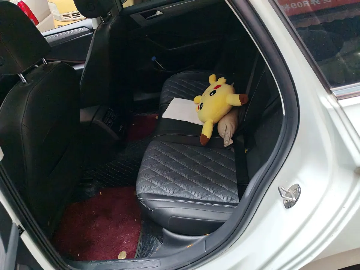 2023 Volkswagen Sagitar 1.5T 160HP L4 7DCT,autocango,china used car exporter,china ev exporter,chinese used car exporter,chinese used ev exporter