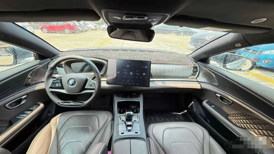 2023 BYD Han 1.5T 139HP L4 E-CVT PHEV 18.316KWH,autocango,china used car exporter,china ev exporter,chinese used car exporter,chinese used ev exporter