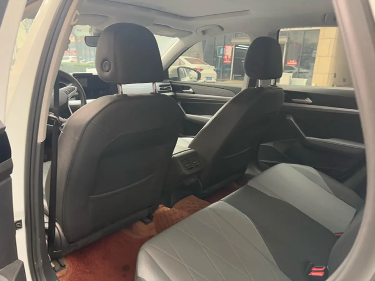 2023 Volkswagen Lavida 1.5L 110HP L4 6AT,autocango,china used car exporter,china ev exporter,chinese used car exporter,chinese used ev exporter