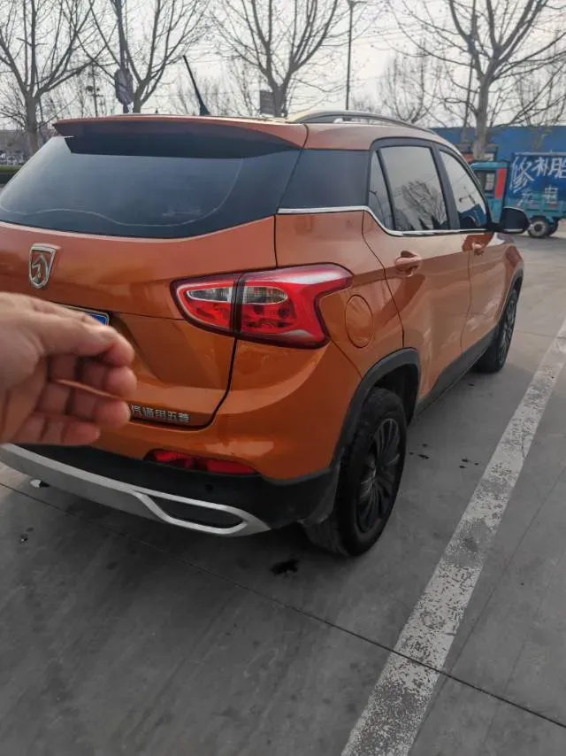 2017 BaoJun 510 1.5L 112HP L4 6MT,autocango,china used car exporter,china ev exporter,chinese used car exporter,chinese used ev exporter