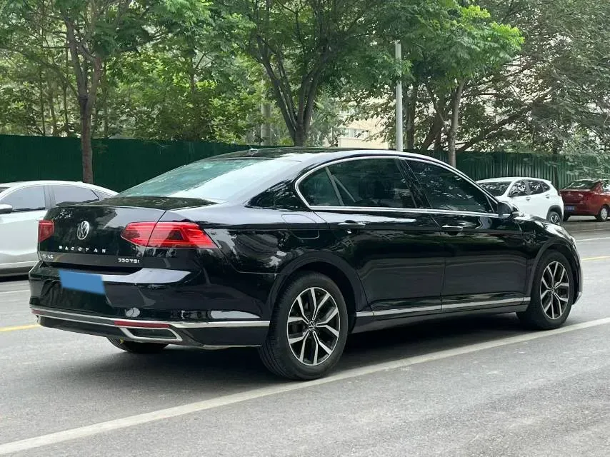 2020 Volkswagen Magotan 2.0T 186HP L4 7DCT,autocango,china used car exporter,china ev exporter,chinese used car exporter,chinese used ev exporter