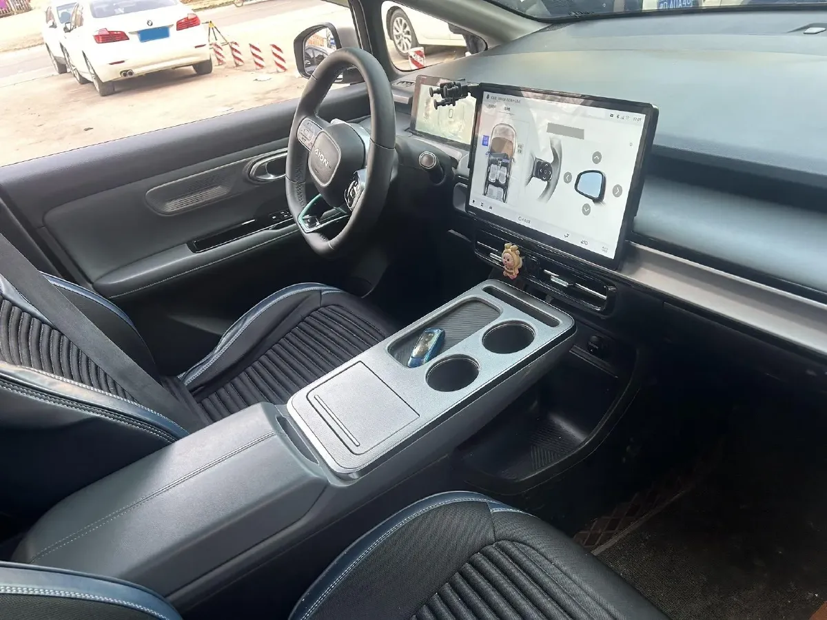 2023 MAXUS Interstellar 2.0T 143HP L4 6AT,autocango,china used car exporter,china ev exporter,chinese used car exporter,chinese used ev exporter