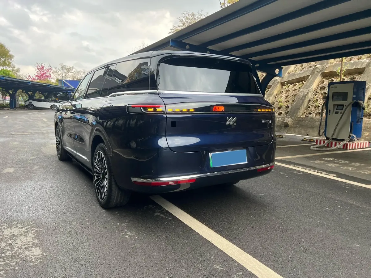 2026 IM LS9 REEV 155HP REEV,autocango,china used car exporter,china ev exporter,chinese used car exporter,chinese used ev exporter