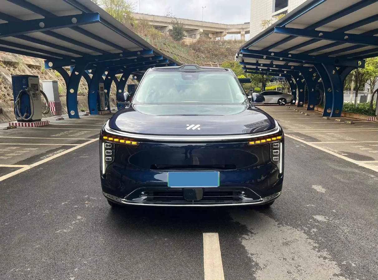 2026 IM LS9 REEV 155HP REEV,autocango,china used car exporter,china ev exporter,chinese used car exporter,chinese used ev exporter