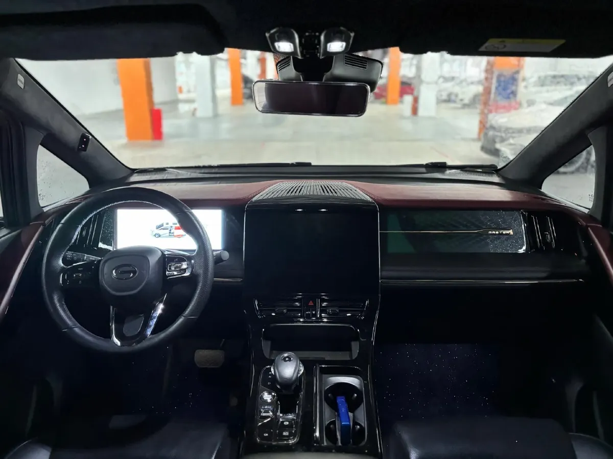 2023 GAC Trumpchi M8 2.0T 190HP L4 E-CVT Hybrid,autocango,china used car exporter,china ev exporter,chinese used car exporter,chinese used ev exporter