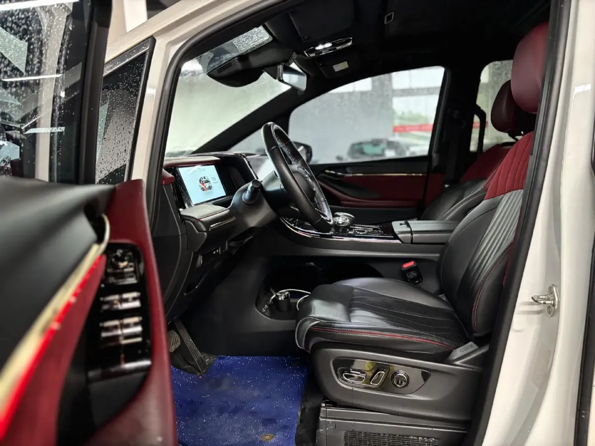 2023 GAC Trumpchi M8 2.0T 190HP L4 E-CVT Hybrid,autocango,china used car exporter,china ev exporter,chinese used car exporter,chinese used ev exporter