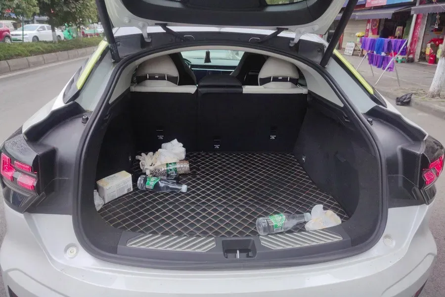 2020 LYNK&CO 05 2.0T 254HP L4 8AT,autocango,china used car exporter,china ev exporter,chinese used car exporter,chinese used ev exporter