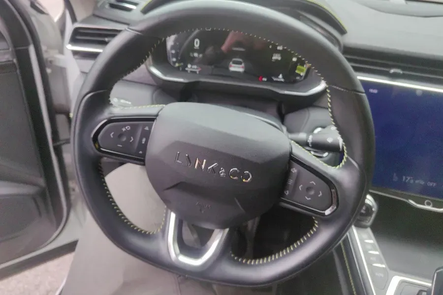 2020 LYNK&CO 05 2.0T 254HP L4 8AT,autocango,china used car exporter,china ev exporter,chinese used car exporter,chinese used ev exporter