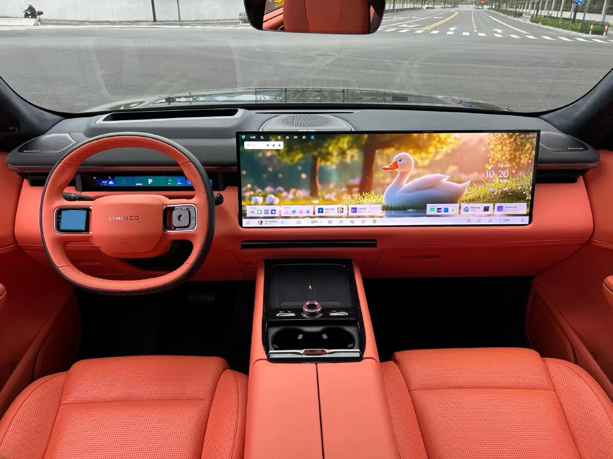 2025 LYNK&CO 900 1.5T 190HP L4 3DHT PHEV 43.3KWH,autocango,china used car exporter,china ev exporter,chinese used car exporter,chinese used ev exporter