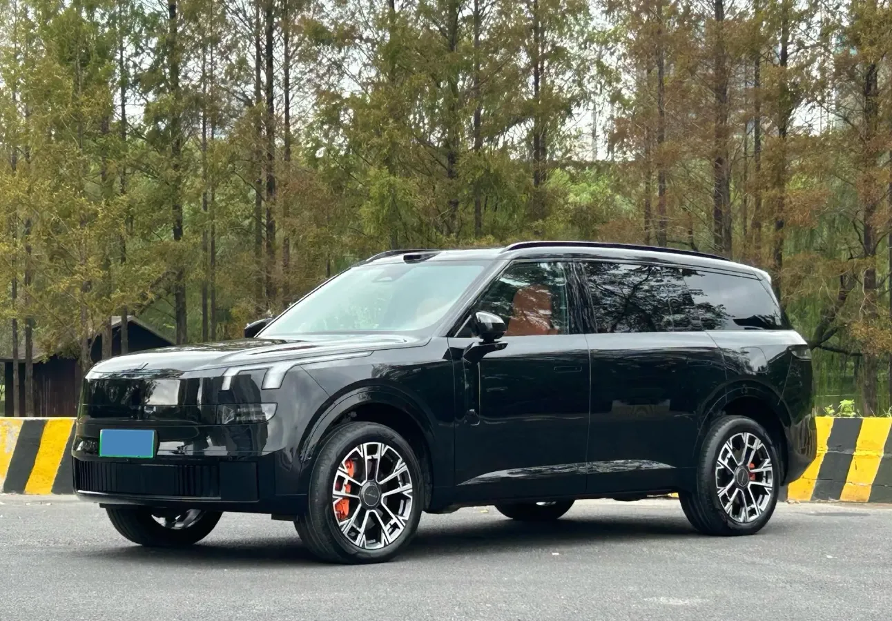 2025 LYNK&CO 900 1.5T 190HP L4 3DHT PHEV 43.3KWH,autocango,china used car exporter,china ev exporter,chinese used car exporter,chinese used ev exporter