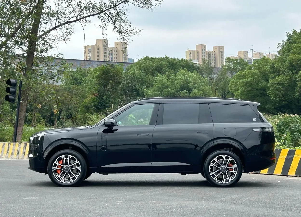 2025 LYNK&CO 900 1.5T 190HP L4 3DHT PHEV 43.3KWH,autocango,china used car exporter,china ev exporter,chinese used car exporter,chinese used ev exporter