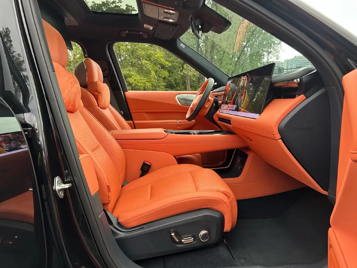 2025 LYNK&CO 900 1.5T 190HP L4 3DHT PHEV 43.3KWH,autocango,china used car exporter,china ev exporter,chinese used car exporter,chinese used ev exporter