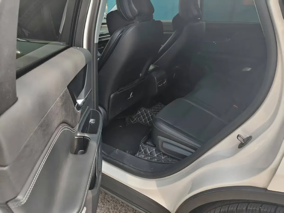 2022 Lincoln Corsair 2.0T 245HP L4 8AT,autocango,china used car exporter,china ev exporter,chinese used car exporter,chinese used ev exporter