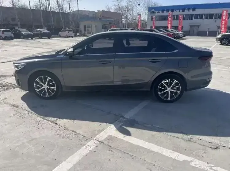 2022 Geely Emgrand 1.5L 114HP L4 CVT,autocango,china used car exporter,china ev exporter,chinese used car exporter,chinese used ev exporter