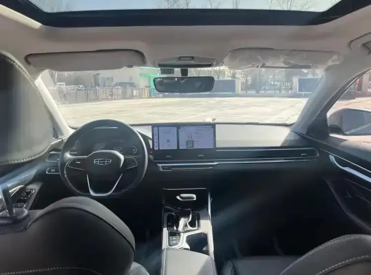 2022 Geely Emgrand 1.5L 114HP L4 CVT,autocango,china used car exporter,china ev exporter,chinese used car exporter,chinese used ev exporter