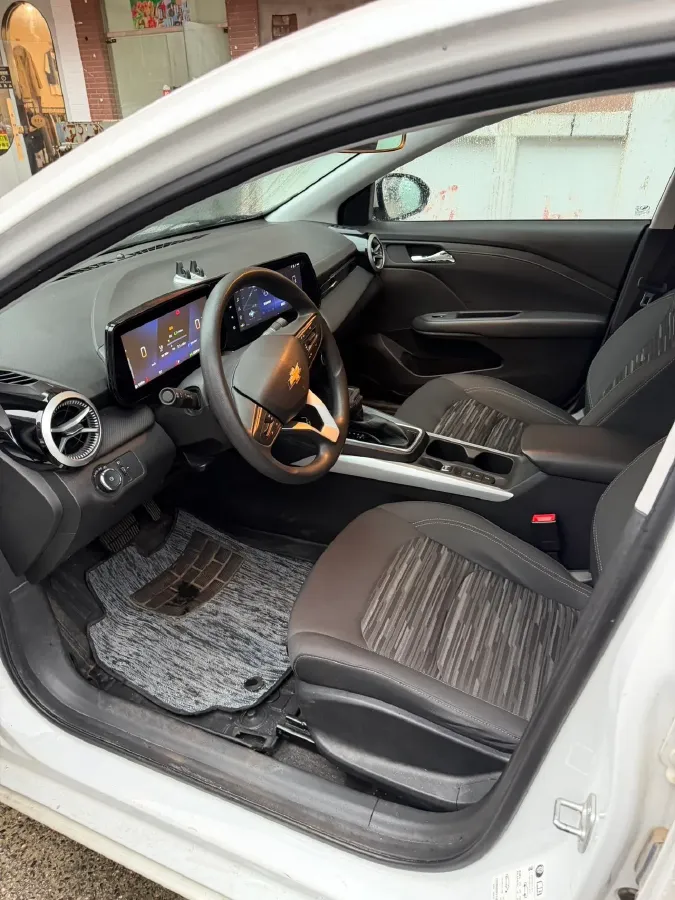 2024 Chevrolet Monza 1.5L 113HP L4 6DCT,autocango,china used car exporter,china ev exporter,chinese used car exporter,chinese used ev exporter