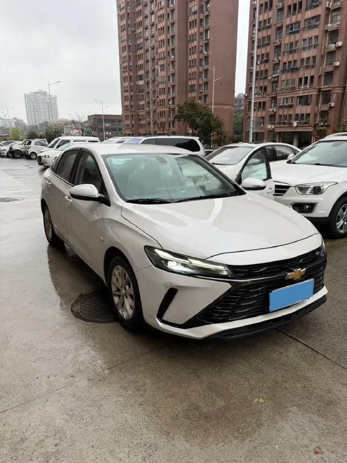 2024 Chevrolet Monza 1.5L 113HP L4 6DCT,autocango,china used car exporter,china ev exporter,chinese used car exporter,chinese used ev exporter