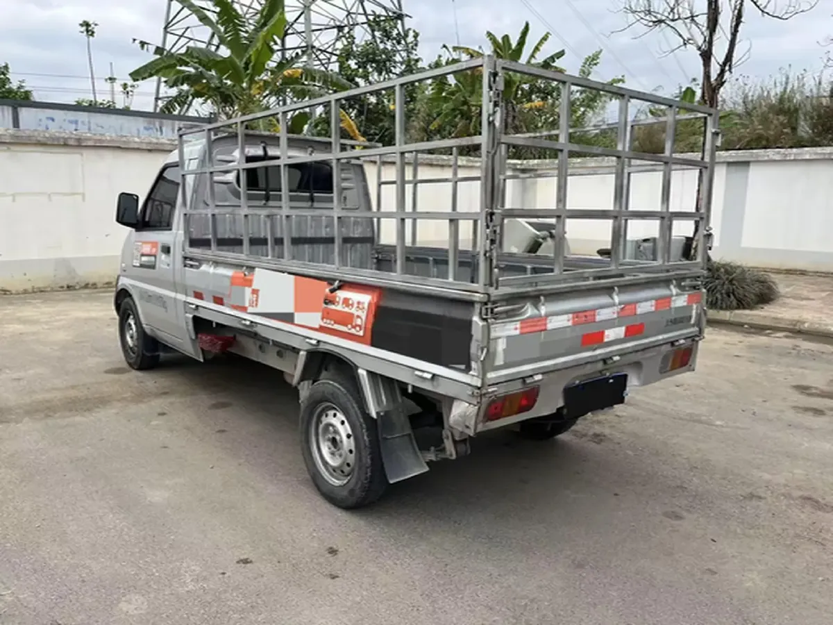 2023 WuLing RongGuang Mini Truck 1.5L 102HP L4 5MT,autocango,china used car exporter,china ev exporter,chinese used car exporter,chinese used ev exporter