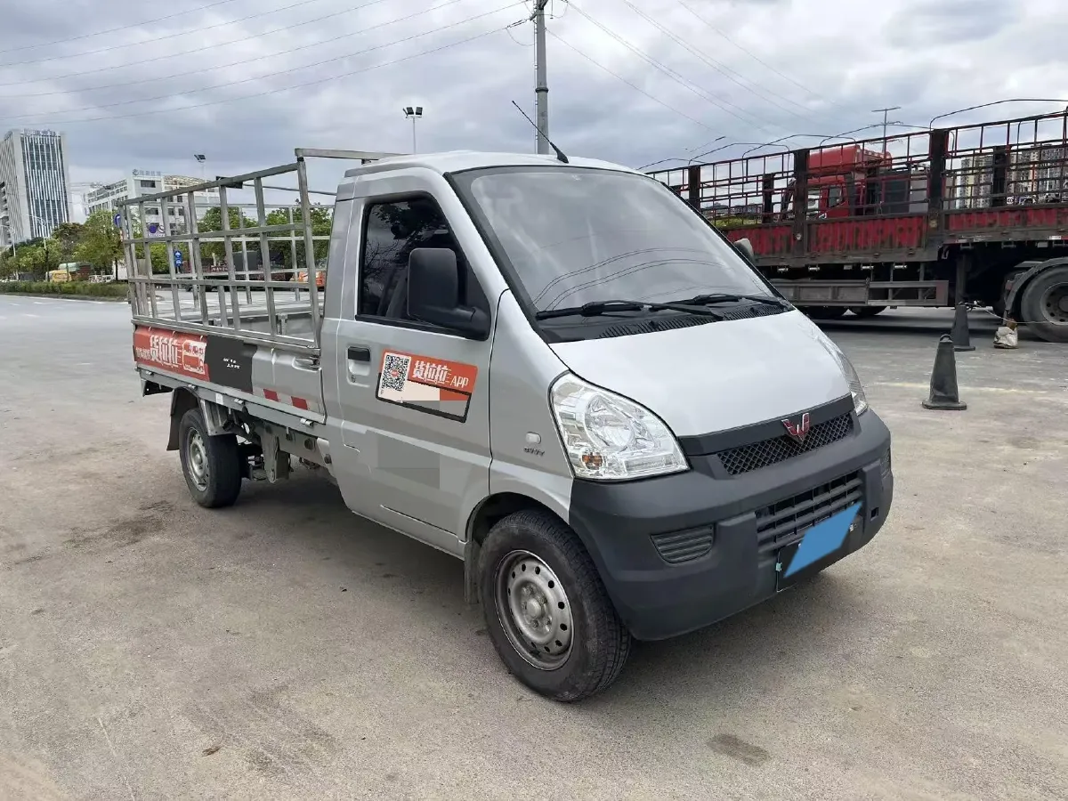2023 WuLing RongGuang Mini Truck 1.5L 102HP L4 5MT,autocango,china used car exporter,china ev exporter,chinese used car exporter,chinese used ev exporter