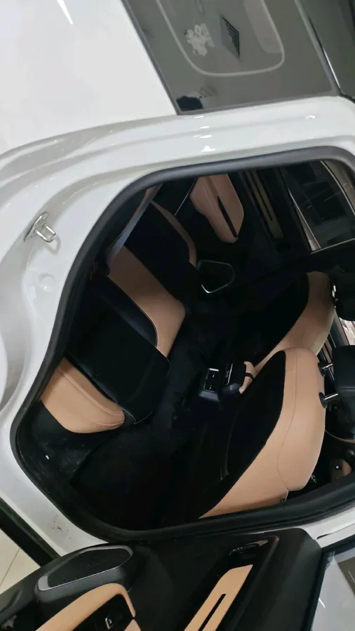 2023 Geely ICON 1.5T 181HP L4 7DCT,autocango,china used car exporter,china ev exporter,chinese used car exporter,chinese used ev exporter