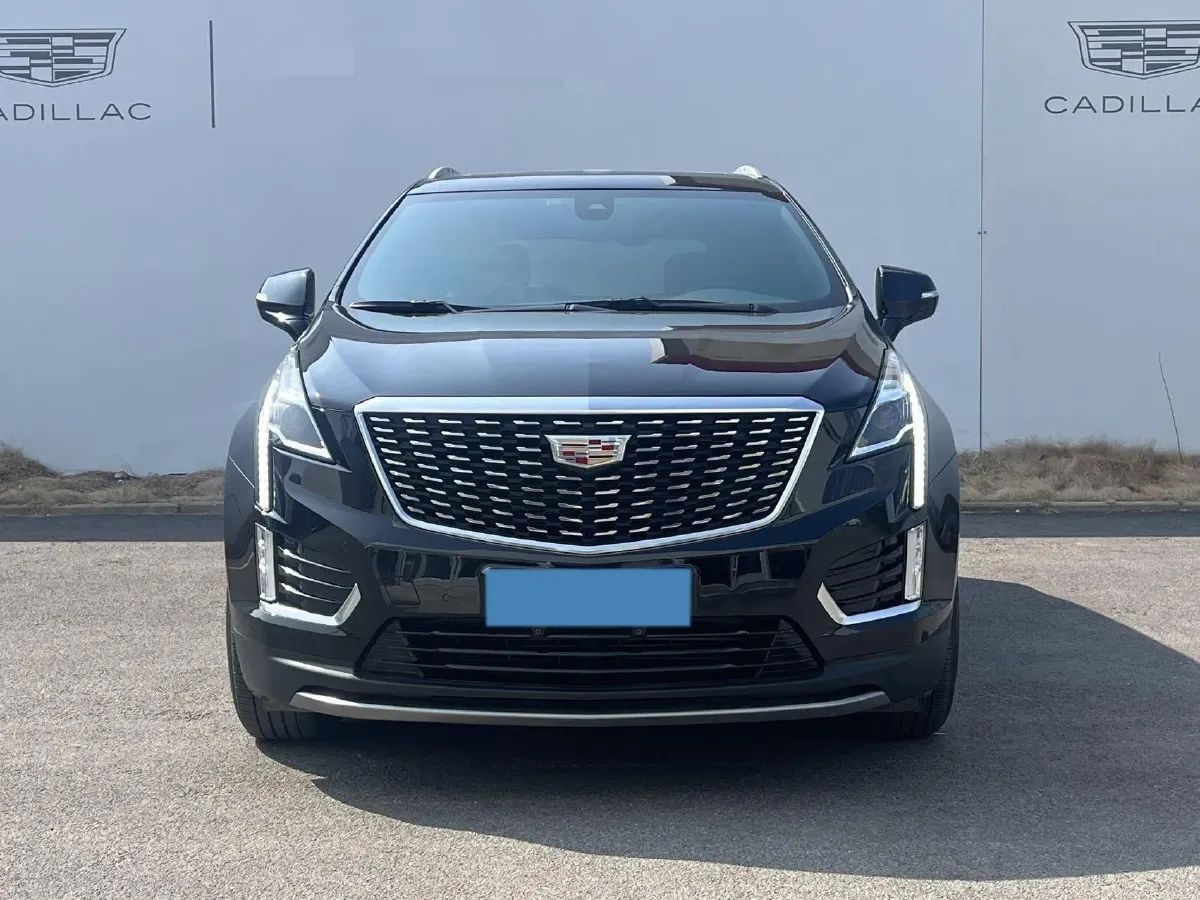2024 Cadillac XT5 2.0T 237HP L4 9AT,autocango,china used car exporter,china ev exporter,chinese used car exporter,chinese used ev exporter