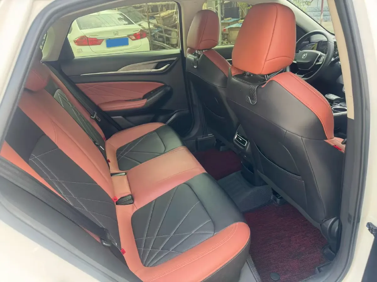 2022 ChangAn Eado 1.4T 160HP L4 7DCT,autocango,china used car exporter,china ev exporter,chinese used car exporter,chinese used ev exporter