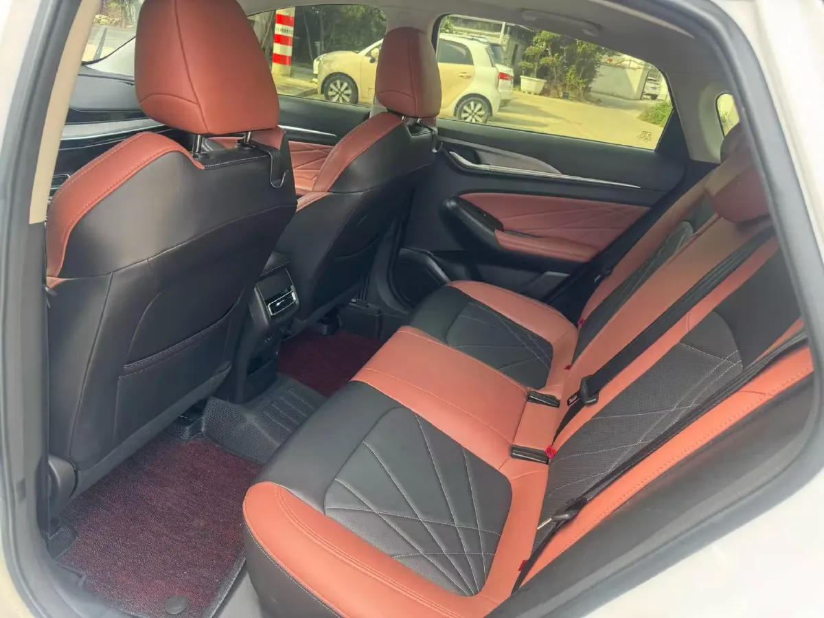 2022 ChangAn Eado 1.4T 160HP L4 7DCT,autocango,china used car exporter,china ev exporter,chinese used car exporter,chinese used ev exporter