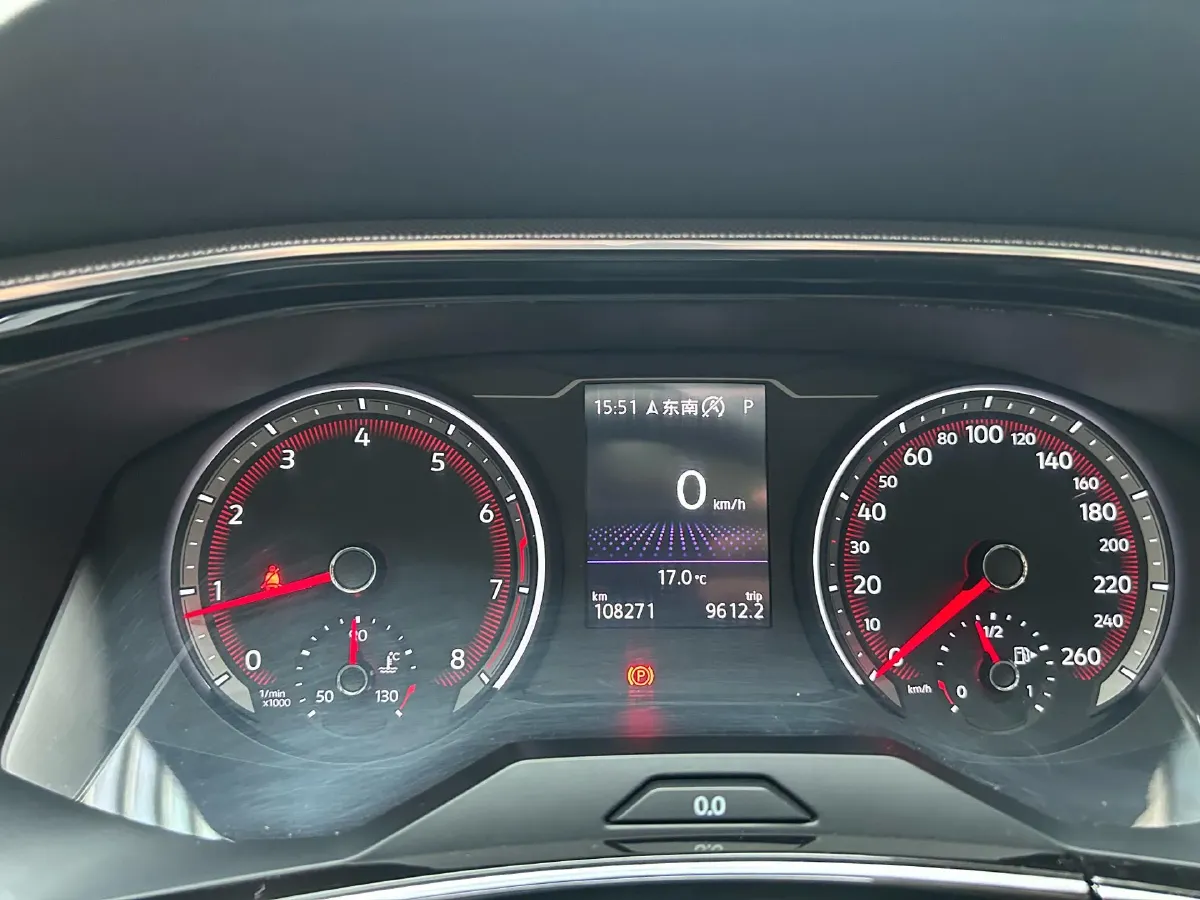 2019 Jeep Cherokee 2.0T 234HP L4 9AT,autocango,china used car exporter,china ev exporter,chinese used car exporter,chinese used ev exporter