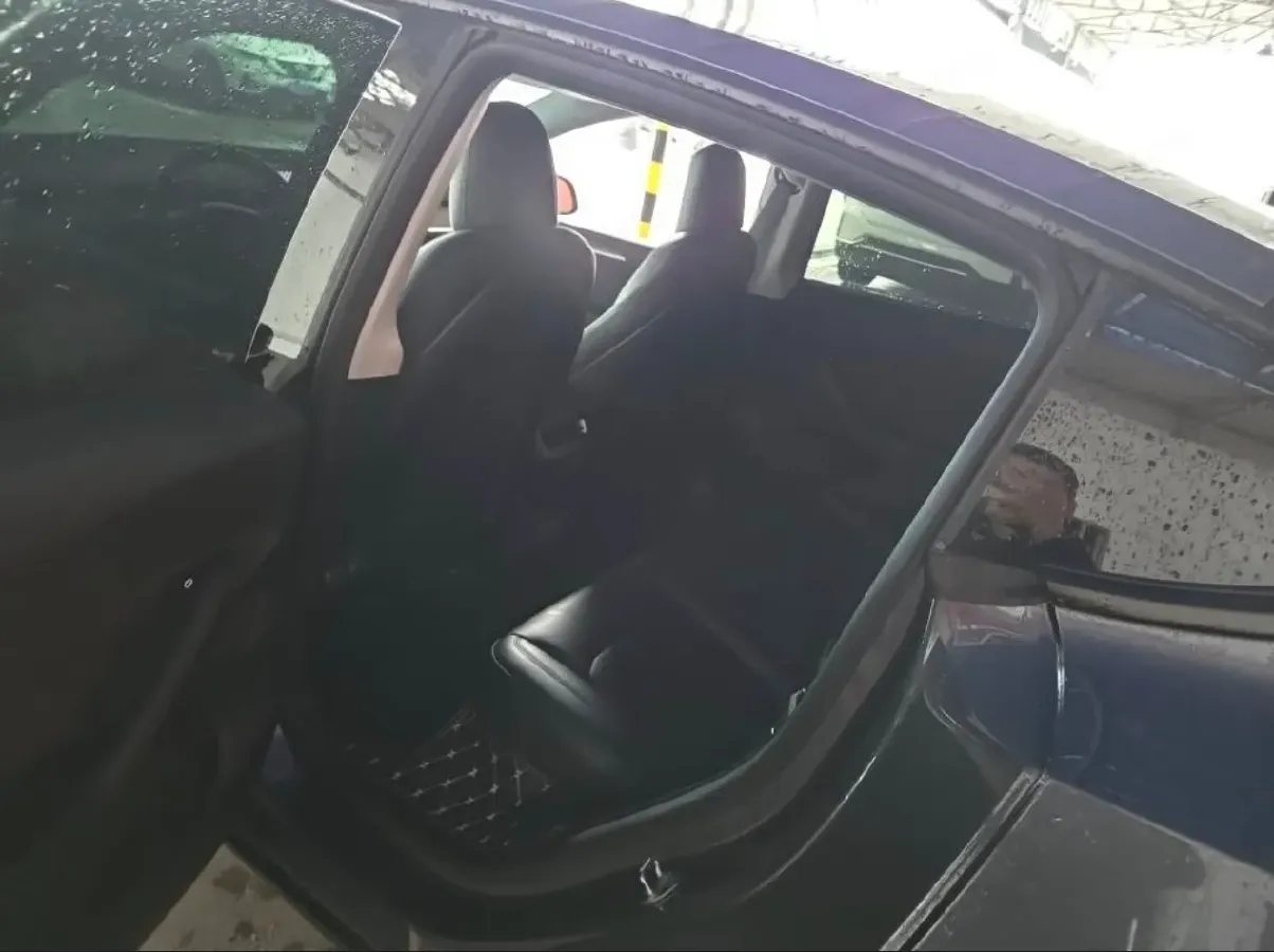 2021 Tesla Model Y BEV 60KWH,autocango,china used car exporter,china ev exporter,chinese used car exporter,chinese used ev exporter