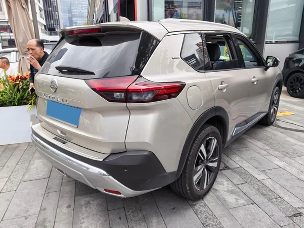 2023 Nissan X-Trail 1.5T 144HP L3 Hybrid,autocango,china used car exporter,china ev exporter,chinese used car exporter,chinese used ev exporter