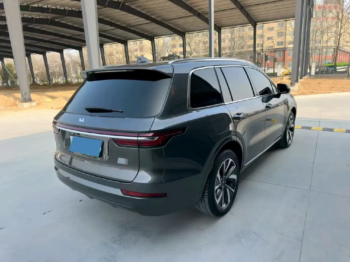 2021 Li ONE Range Extended 131HP REEV 40.5KWH,autocango,china used car exporter,china ev exporter,chinese used car exporter,chinese used ev exporter