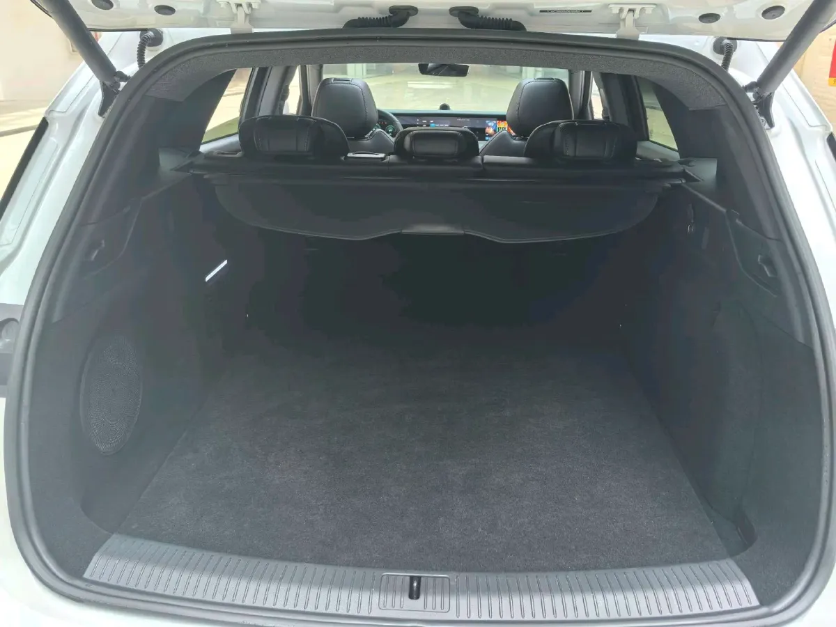 2025 Voyah FREE 1.5T 150HP L4 REEV 43KWH,autocango,china used car exporter,china ev exporter,chinese used car exporter,chinese used ev exporter