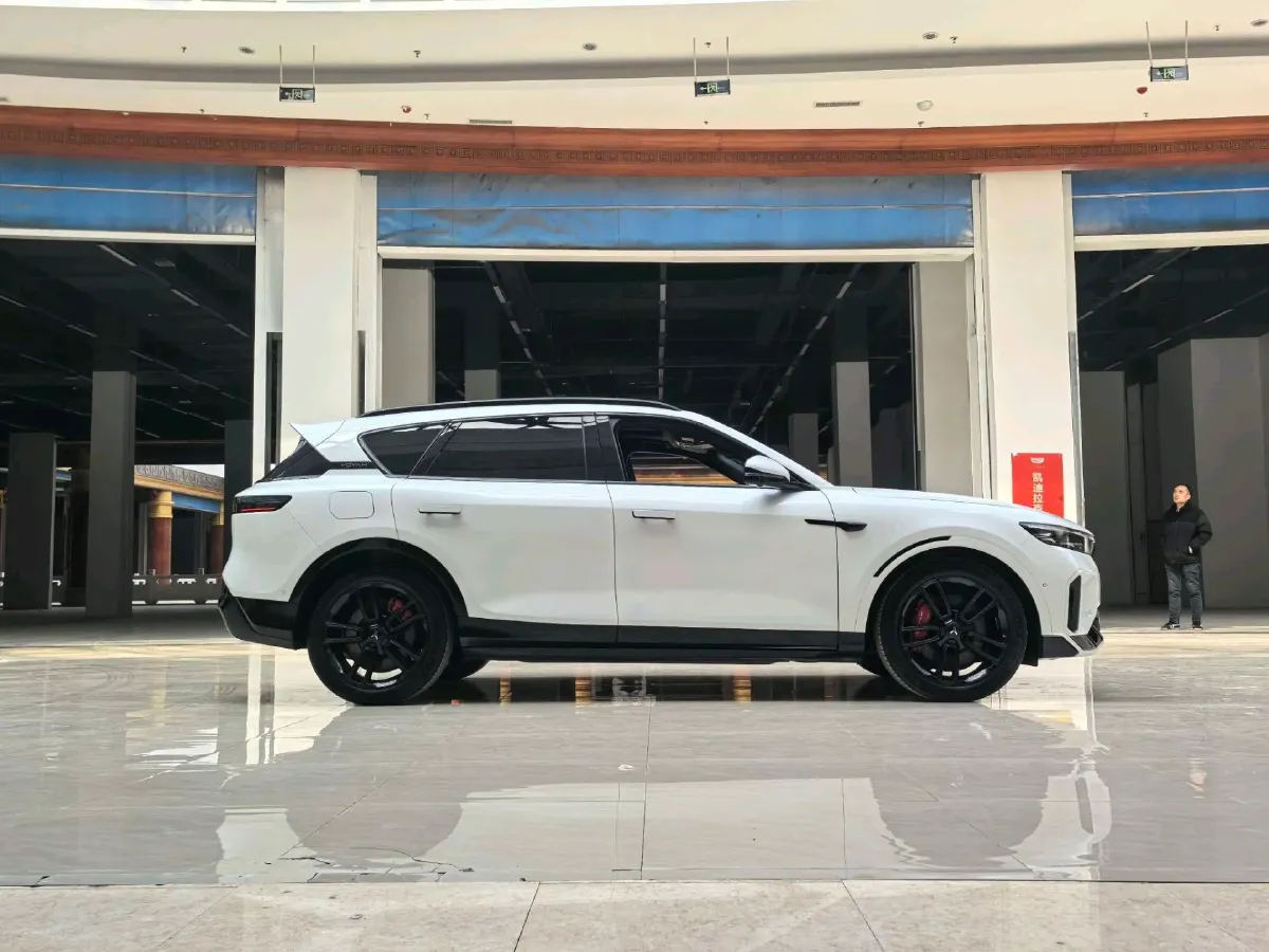 2025 Voyah FREE 1.5T 150HP L4 REEV 43KWH,autocango,china used car exporter,china ev exporter,chinese used car exporter,chinese used ev exporter