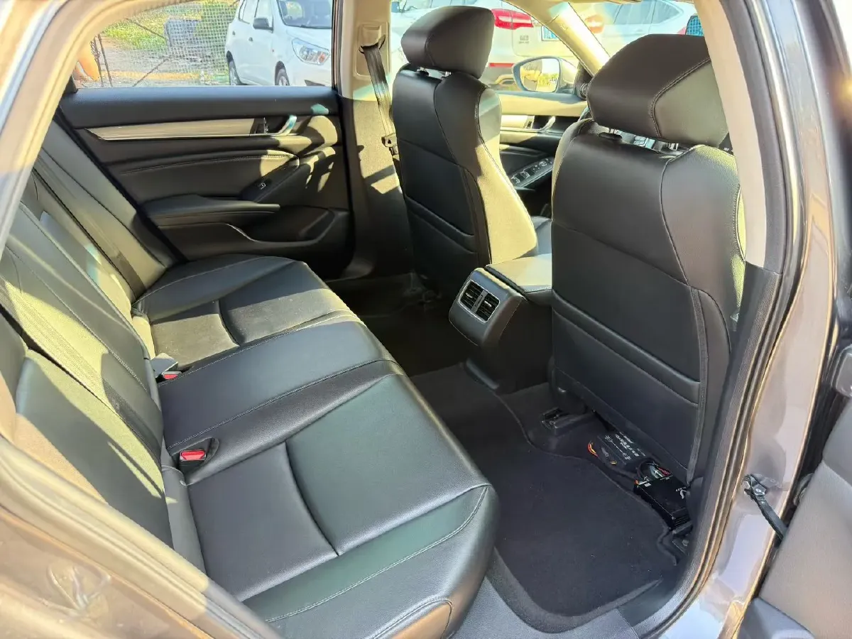 2018 Honda Accord 1.5T 194HP L4 CVT,autocango,china used car exporter,china ev exporter,chinese used car exporter,chinese used ev exporter