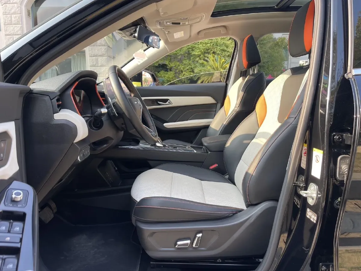 2021 Haval Rabbit 1.5T 184HP L4 7DCT,autocango,china used car exporter,china ev exporter,chinese used car exporter,chinese used ev exporter