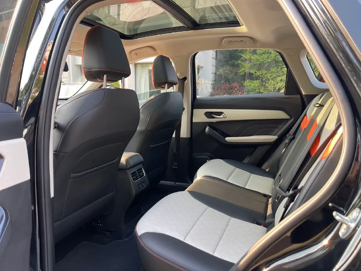 2021 Haval Rabbit 1.5T 184HP L4 7DCT,autocango,china used car exporter,china ev exporter,chinese used car exporter,chinese used ev exporter