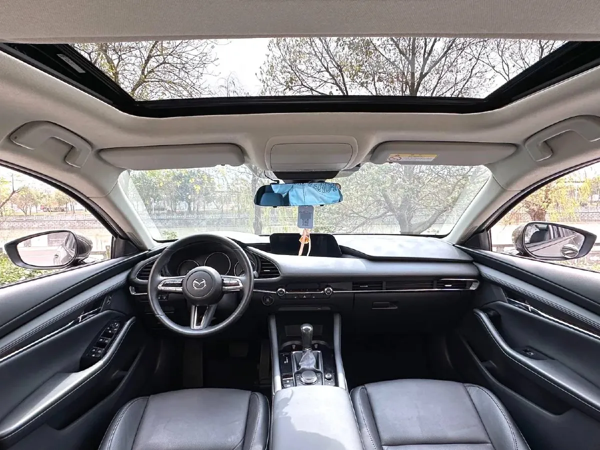 2020 Mazda 3 Axela 2.0L 158HP L4 6AT,autocango,china used car exporter,china ev exporter,chinese used car exporter,chinese used ev exporter