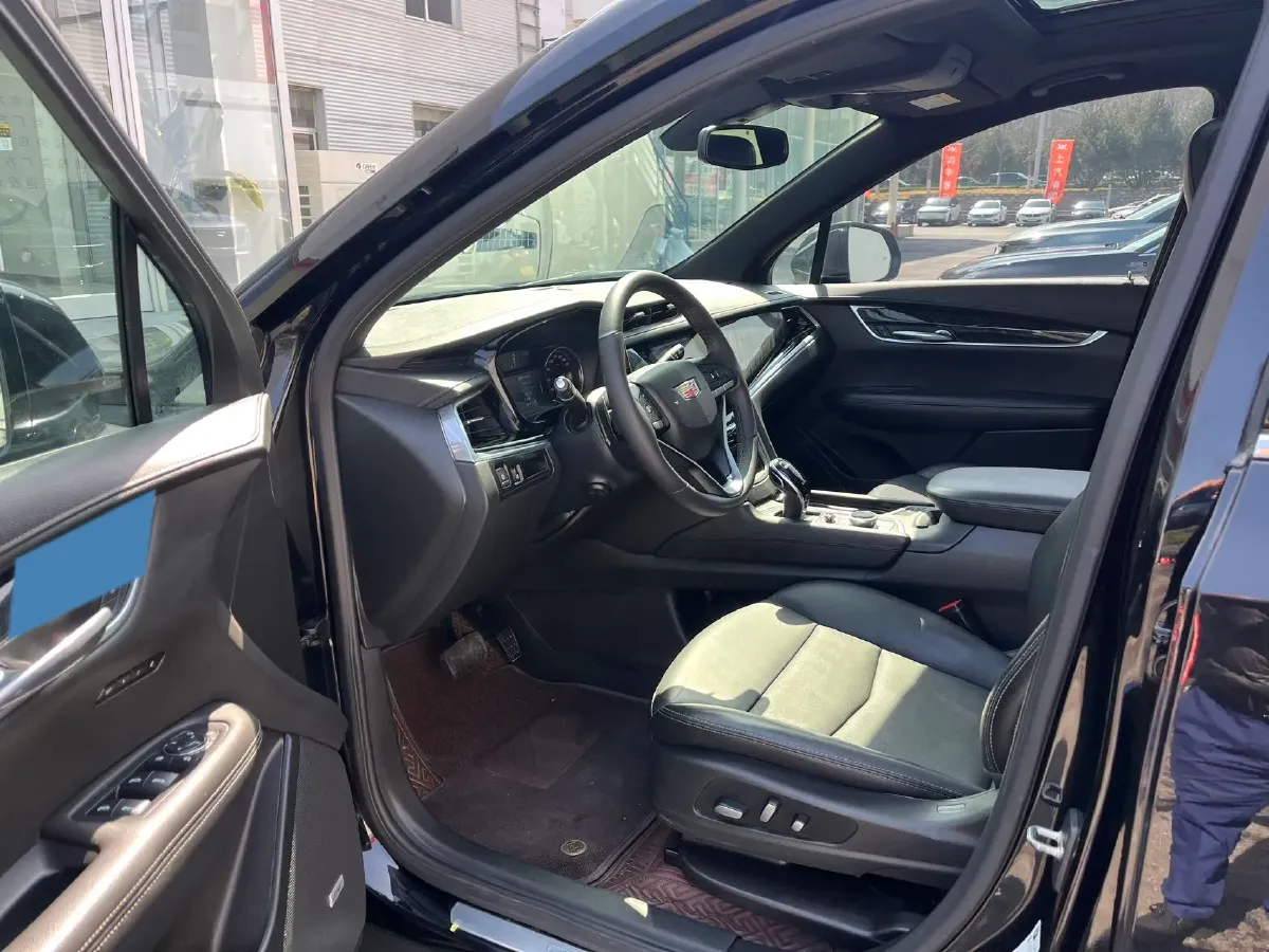 2021 Cadillac XT6 2.0T 237HP L4 9AT,autocango,china used car exporter,china ev exporter,chinese used car exporter,chinese used ev exporter