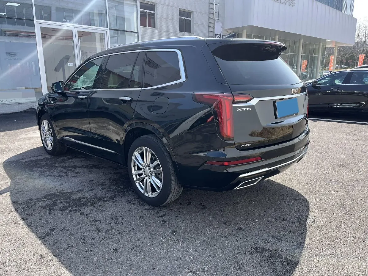 2021 Cadillac XT6 2.0T 237HP L4 9AT,autocango,china used car exporter,china ev exporter,chinese used car exporter,chinese used ev exporter