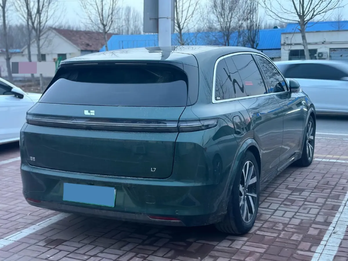 2023 Li L7 Range Extended 154HP REEV 40.9KWH,autocango,china used car exporter,china ev exporter,chinese used car exporter,chinese used ev exporter