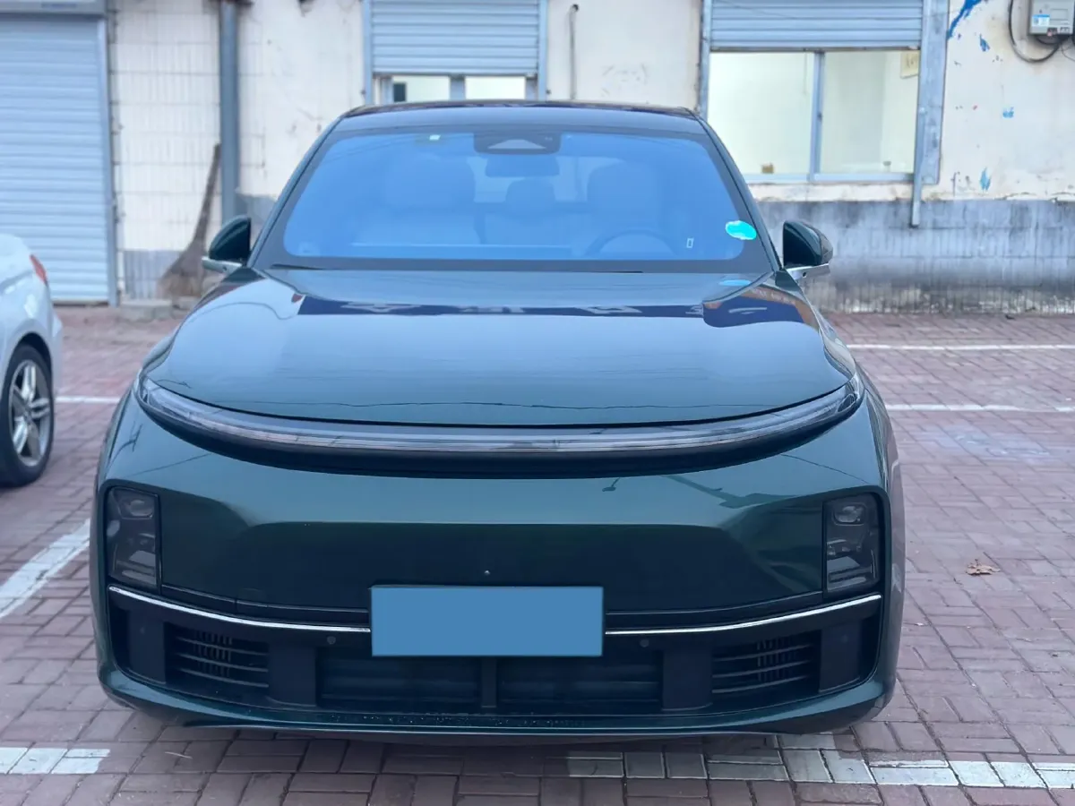 2023 Li L7 Range Extended 154HP REEV 40.9KWH,autocango,china used car exporter,china ev exporter,chinese used car exporter,chinese used ev exporter