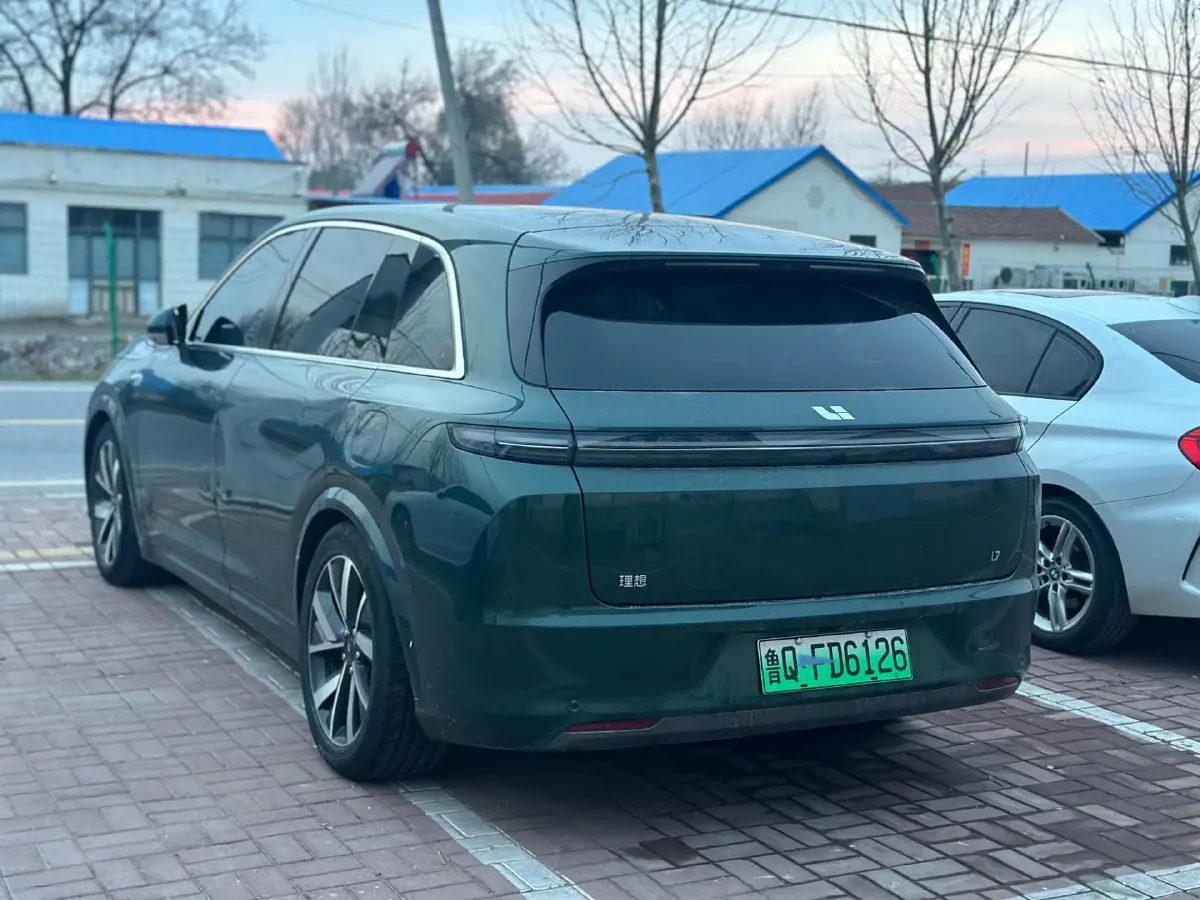 2023 Li L7 Range Extended 154HP REEV 40.9KWH,autocango,china used car exporter,china ev exporter,chinese used car exporter,chinese used ev exporter